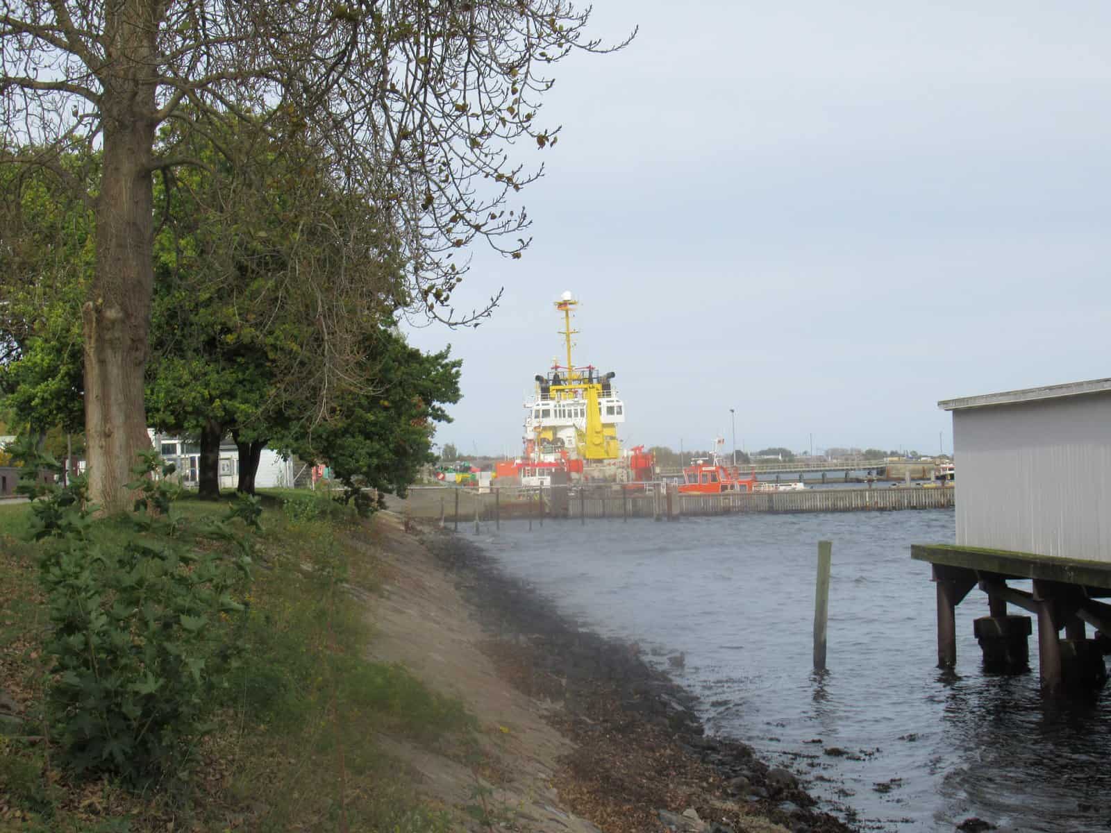Blicke auf den Tonnenhof in Holtenau
