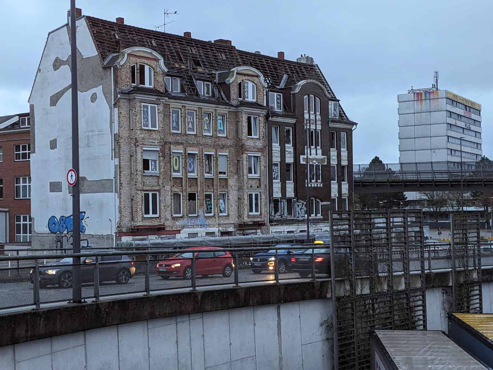 Abrisshäuser in der Werftstraße