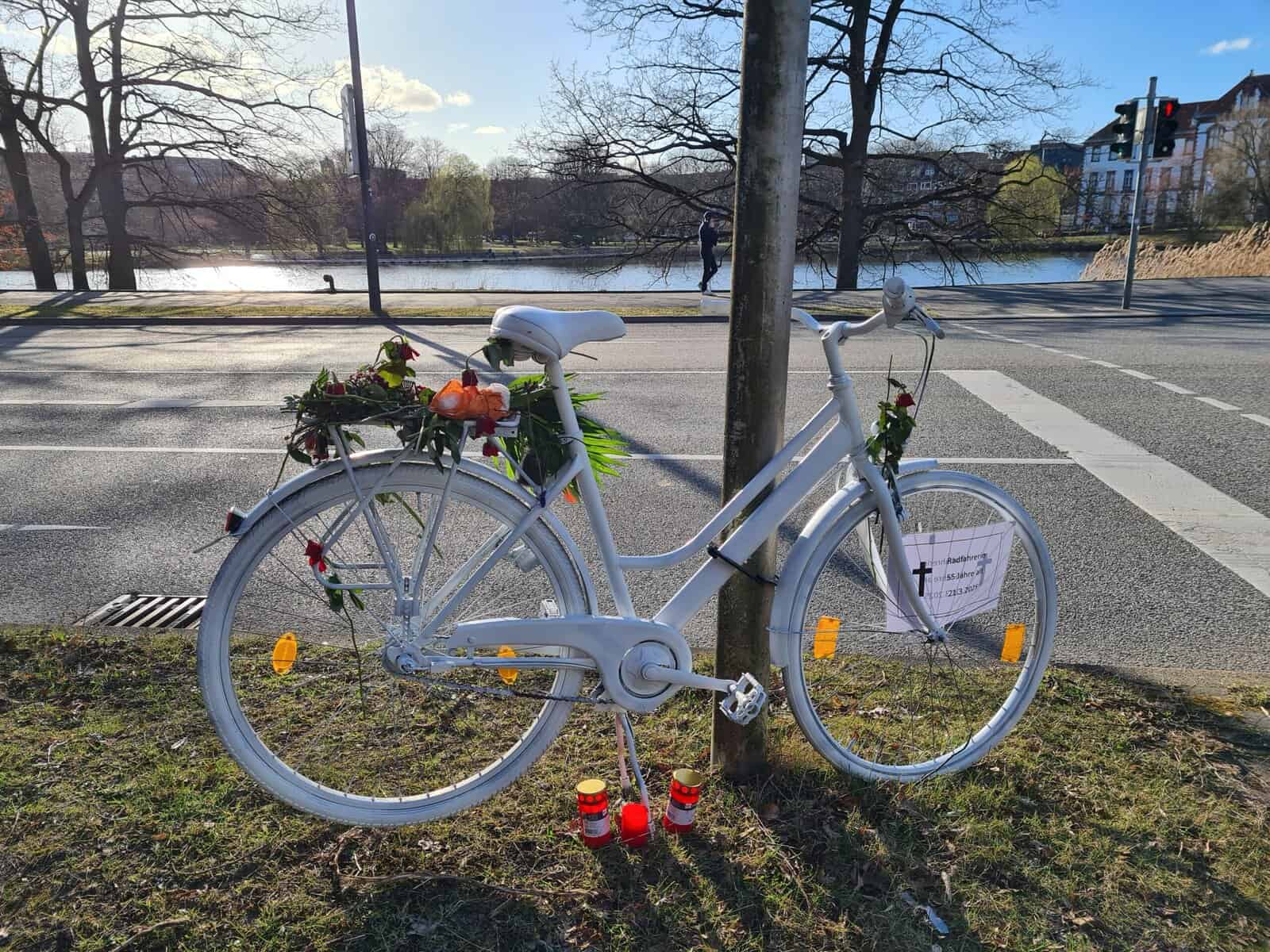 Ghostbike am Jensendamm