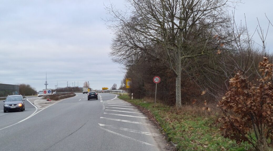 Blick auf die B404 vor Kiel
