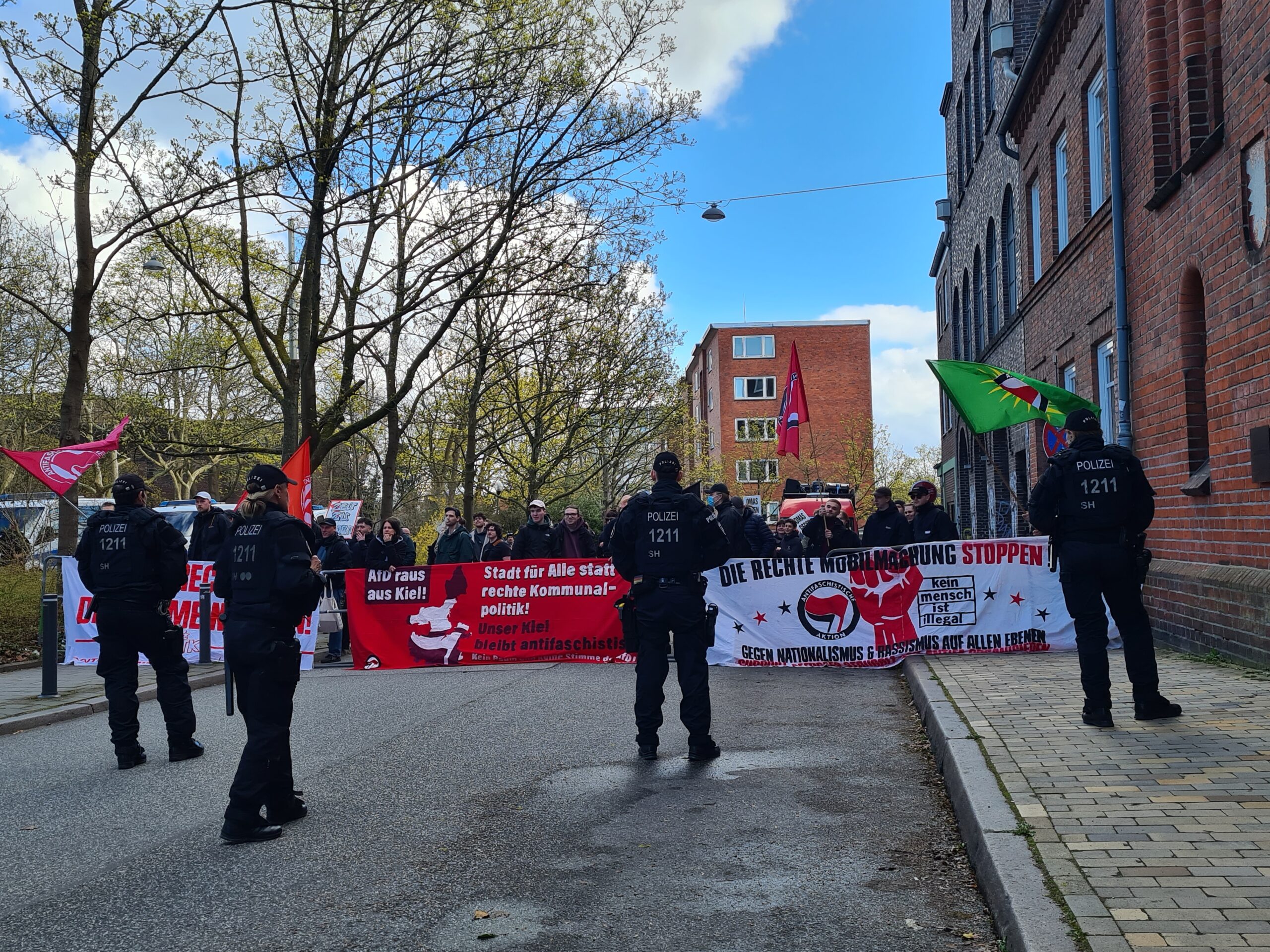 Antifa-Demo in der Waisenhofstraße Kiel